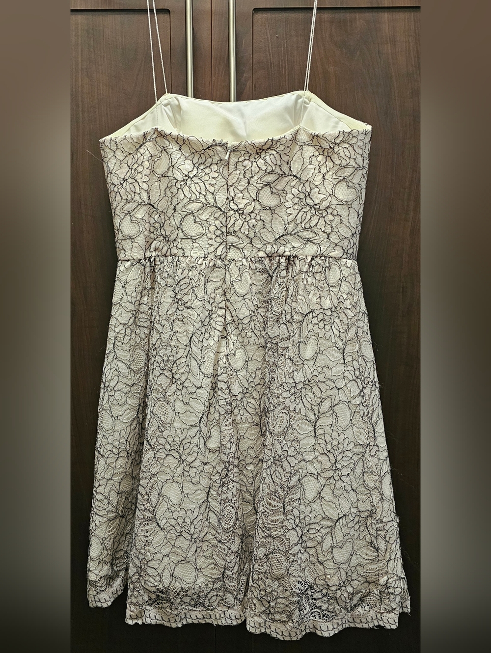 Straples Party/Prom Dress - Picture 2 of 5